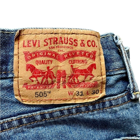 Levi’s 505 Straight Leg Jeans Men’s W31 L30 Blue Denim Zip Fly - Picture 2 of 9